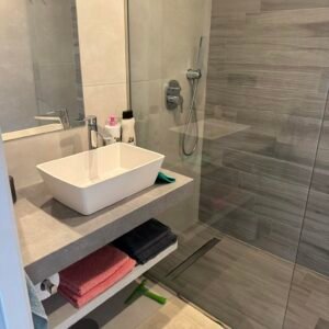 ed05677f-abd9-4548-95ae-0527cd475f7f